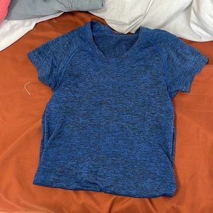 Lulullemon workout top